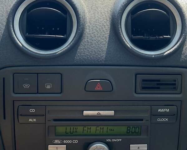 Белый Форд Фьюжн, объемом двигателя 1.4 л и пробегом 194 тыс. км за 5500 $, фото 19 на Automoto.ua