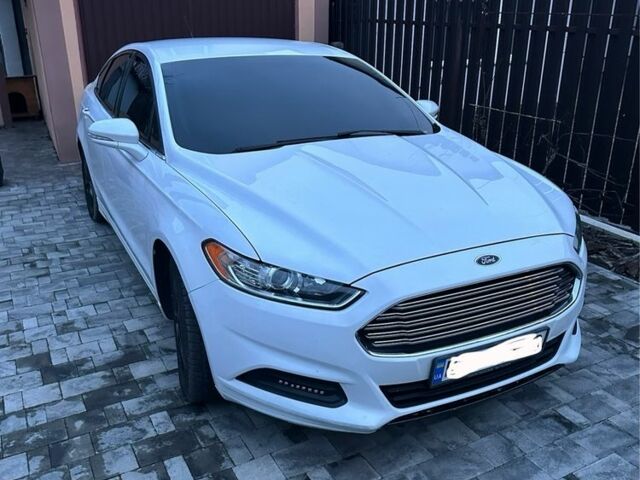 Белый Форд Фьюжн, объемом двигателя 1.6 л и пробегом 186 тыс. км за 8500 $, фото 1 на Automoto.ua