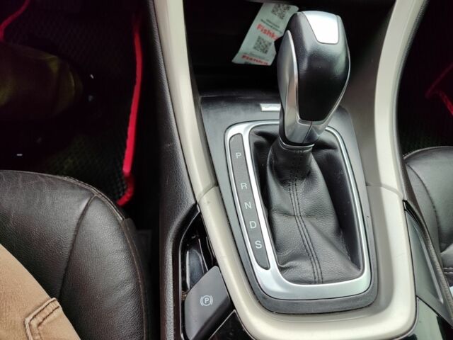 Белый Форд Фьюжн, объемом двигателя 2 л и пробегом 283 тыс. км за 9500 $, фото 8 на Automoto.ua