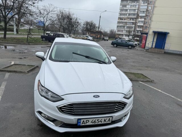Белый Форд Фьюжн, объемом двигателя 2.5 л и пробегом 70 тыс. км за 12500 $, фото 1 на Automoto.ua