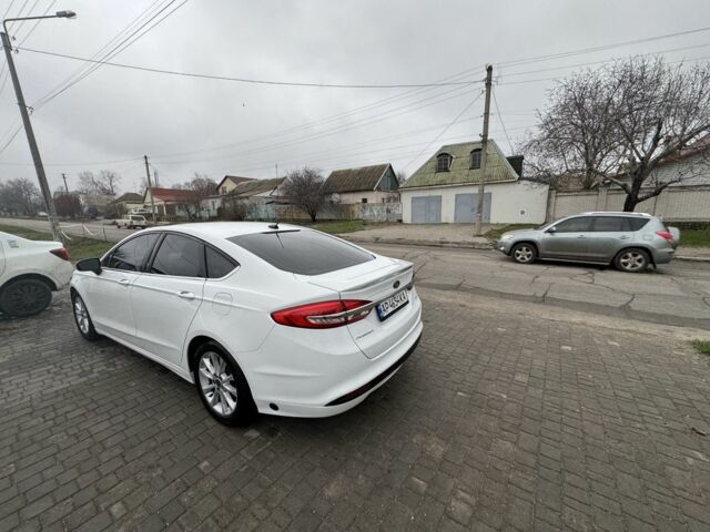 Белый Форд Фьюжн, объемом двигателя 2.5 л и пробегом 70 тыс. км за 12500 $, фото 7 на Automoto.ua