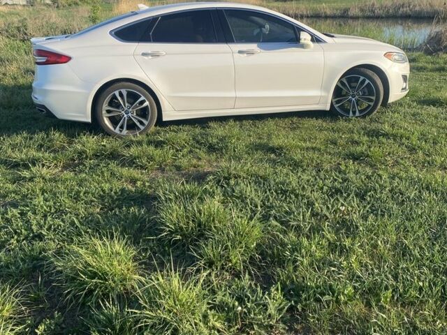 Белый Форд Фьюжн, объемом двигателя 2 л и пробегом 165 тыс. км за 14500 $, фото 2 на Automoto.ua