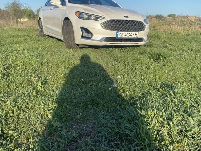 Белый Форд Фьюжн, объемом двигателя 2 л и пробегом 165 тыс. км за 14500 $, фото 1 на Automoto.ua