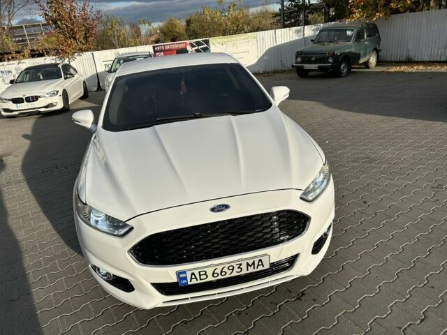 Білий Форд Фьюжен, об'ємом двигуна 2 л та пробігом 198 тис. км за 9600 $, фото 20 на Automoto.ua