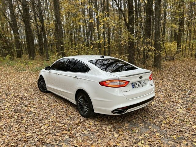 Білий Форд Фьюжен, об'ємом двигуна 2 л та пробігом 198 тис. км за 9600 $, фото 7 на Automoto.ua