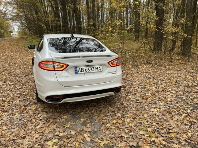 Білий Форд Фьюжен, об'ємом двигуна 2 л та пробігом 198 тис. км за 9600 $, фото 6 на Automoto.ua