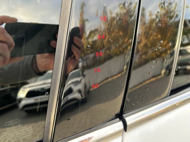 Білий Форд Фьюжен, об'ємом двигуна 2 л та пробігом 198 тис. км за 9600 $, фото 18 на Automoto.ua