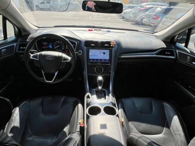 Білий Форд Фьюжен, об'ємом двигуна 2 л та пробігом 198 тис. км за 9600 $, фото 23 на Automoto.ua