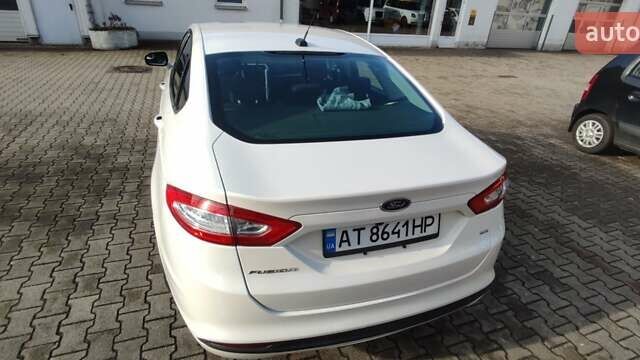 Білий Форд Фьюжен, об'ємом двигуна 0 л та пробігом 250 тис. км за 8500 $, фото 6 на Automoto.ua