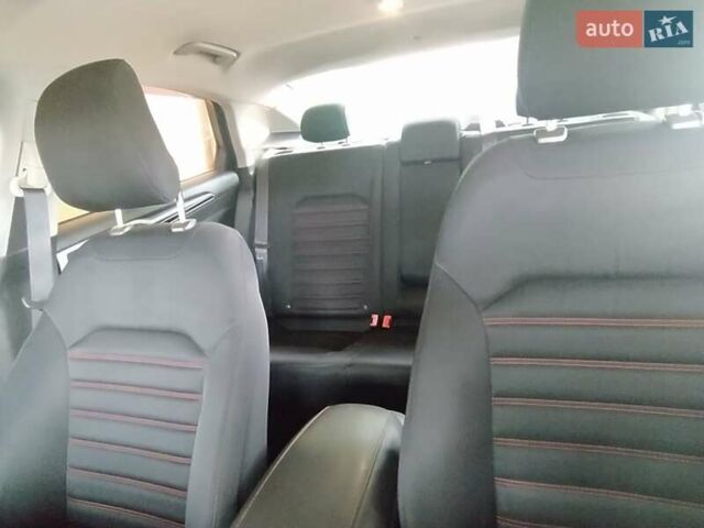 Белый Форд Фьюжн, объемом двигателя 2 л и пробегом 141 тыс. км за 11000 $, фото 8 на Automoto.ua