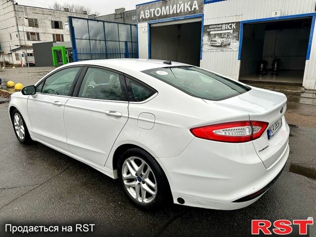 Білий Форд Фьюжен, об'ємом двигуна 2.5 л та пробігом 117 тис. км за 8500 $, фото 2 на Automoto.ua