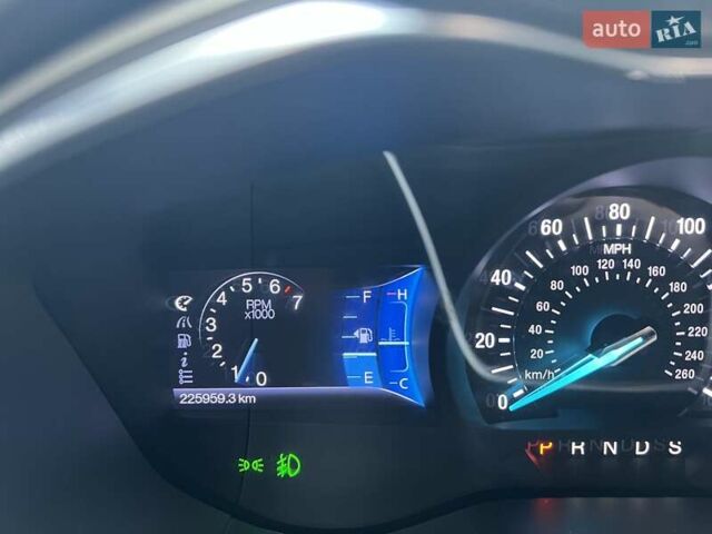 Білий Форд Фьюжен, об'ємом двигуна 1.6 л та пробігом 226 тис. км за 8999 $, фото 7 на Automoto.ua