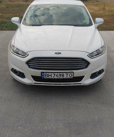 Белый Форд Фьюжн, объемом двигателя 2 л и пробегом 141 тыс. км за 11000 $, фото 12 на Automoto.ua