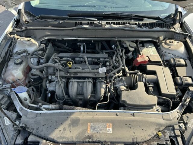 Белый Форд Фьюжн, объемом двигателя 2.5 л и пробегом 101 тыс. км за 10000 $, фото 20 на Automoto.ua