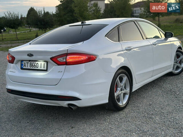 Білий Форд Фьюжен, об'ємом двигуна 2.5 л та пробігом 270 тис. км за 8600 $, фото 6 на Automoto.ua