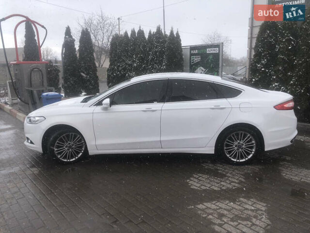 Белый Форд Фьюжн, объемом двигателя 2 л и пробегом 240 тыс. км за 9999 $, фото 4 на Automoto.ua