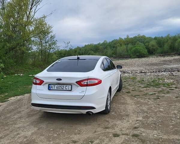 Белый Форд Фьюжн, объемом двигателя 1.5 л и пробегом 147 тыс. км за 9899 $, фото 55 на Automoto.ua