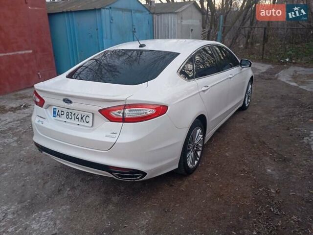 Білий Форд Фьюжен, об'ємом двигуна 2 л та пробігом 163 тис. км за 10700 $, фото 1 на Automoto.ua