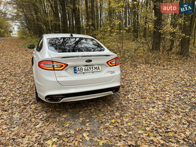 Белый Форд Фьюжн, объемом двигателя 2 л и пробегом 198 тыс. км за 9600 $, фото 6 на Automoto.ua