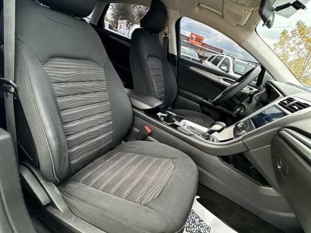 Форд Фьюжн 2013 в Кривом Роге на Automoto.ua Белый Форд Фьюжн, объемом двигателя 2.5 л и пробегом 177 тыс. км за 8900 $, фото 11 на Automoto.ua