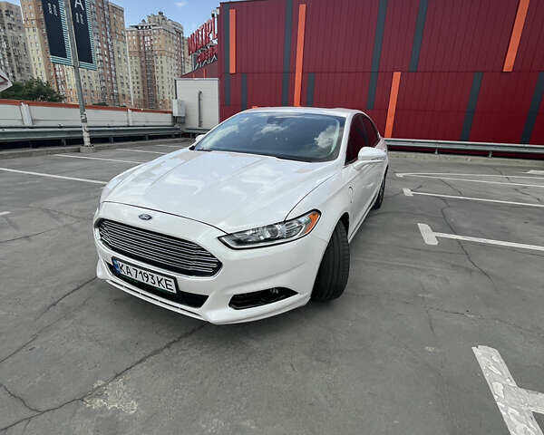 Форд Фьюжен 2013 у Києві на Automoto.ua Білий Форд Фьюжен, об'ємом двигуна 2 л та пробігом 214 тис. км за 10900 $, фото 2 на Automoto.ua