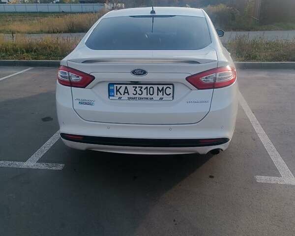 Белый Форд Фьюжн, объемом двигателя 2 л и пробегом 254 тыс. км за 11900 $, фото 5 на Automoto.ua