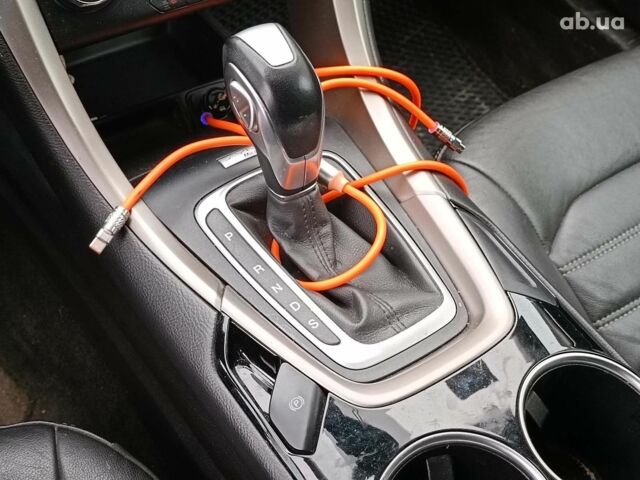 Білий Форд Фьюжен, об'ємом двигуна 1.5 л та пробігом 137 тис. км за 8690 $, фото 20 на Automoto.ua