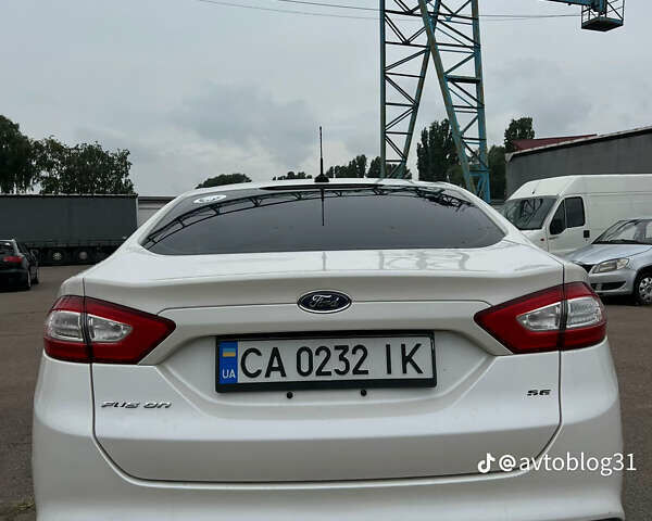 Белый Форд Фьюжн, объемом двигателя 2.5 л и пробегом 246 тыс. км за 7700 $, фото 8 на Automoto.ua