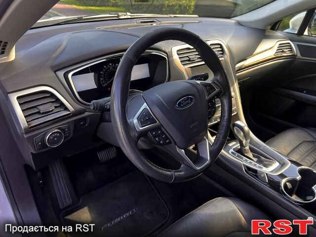 Форд Фьюжн 2013 в Киеве на Automoto.ua Белый Форд Фьюжн, объемом двигателя 2 л и пробегом 179 тыс. км за 10999 $, фото 3 на Automoto.ua