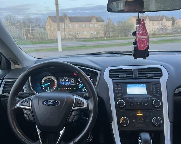 Білий Форд Фьюжен, об'ємом двигуна 2.5 л та пробігом 224 тис. км за 9200 $, фото 15 на Automoto.ua