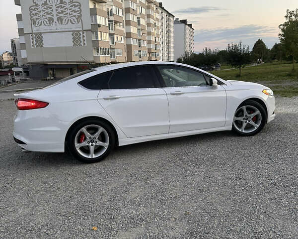 Білий Форд Фьюжен, об'ємом двигуна 2.5 л та пробігом 270 тис. км за 8600 $, фото 9 на Automoto.ua
