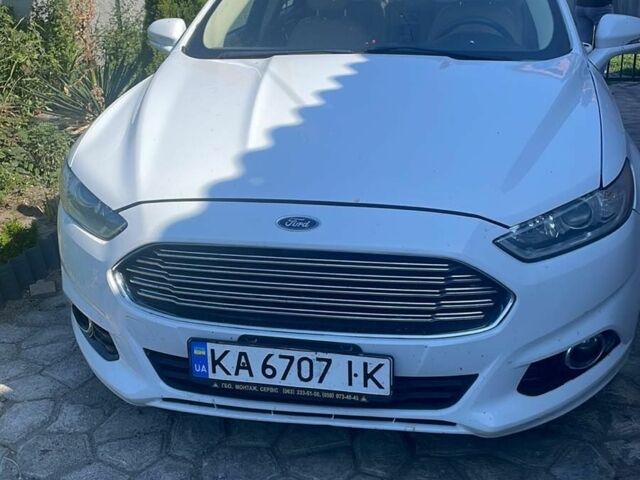 Білий Форд Фьюжен, об'ємом двигуна 1.6 л та пробігом 240 тис. км за 8500 $, фото 3 на Automoto.ua