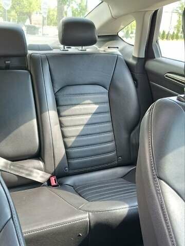 Белый Форд Фьюжн, объемом двигателя 2 л и пробегом 230 тыс. км за 14000 $, фото 17 на Automoto.ua