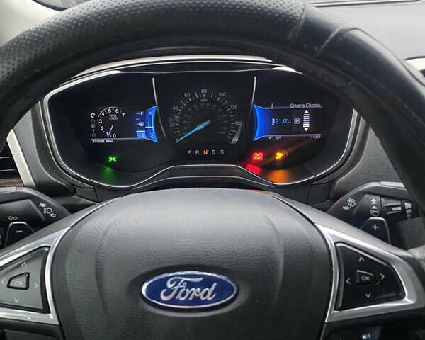 Білий Форд Фьюжен, об'ємом двигуна 2 л та пробігом 320 тис. км за 7800 $, фото 9 на Automoto.ua