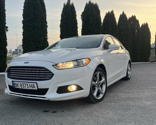 Білий Форд Фьюжен, об'ємом двигуна 2.5 л та пробігом 224 тис. км за 9200 $, фото 19 на Automoto.ua