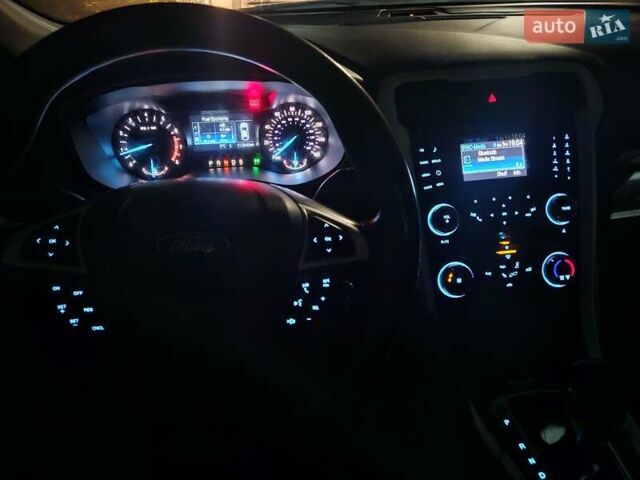 Форд Фьюжн 2013 в Умани на Automoto.ua Белый Форд Фьюжн, объемом двигателя 2.5 л и пробегом 213 тыс. км за 9500 $, фото 13 на Automoto.ua