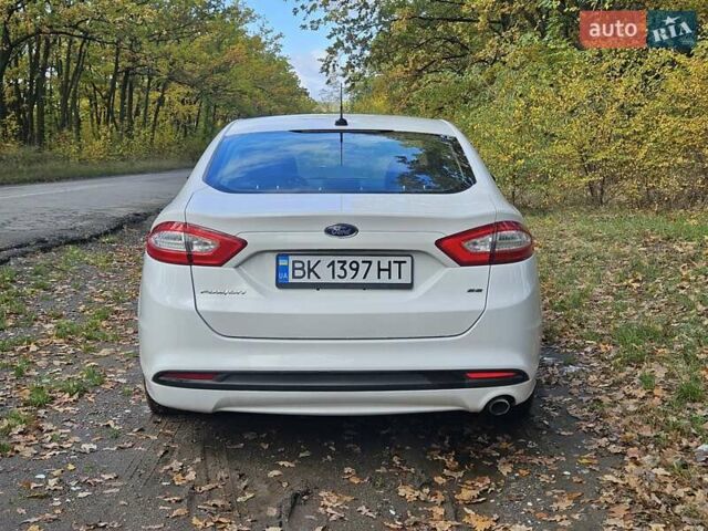 Форд Фьюжн 2013 в Умани на Automoto.ua Белый Форд Фьюжн, объемом двигателя 2.5 л и пробегом 213 тыс. км за 9500 $, фото 15 на Automoto.ua