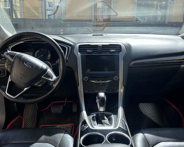 Білий Форд Фьюжен, об'ємом двигуна 1.6 л та пробігом 223 тис. км за 8200 $, фото 2 на Automoto.ua