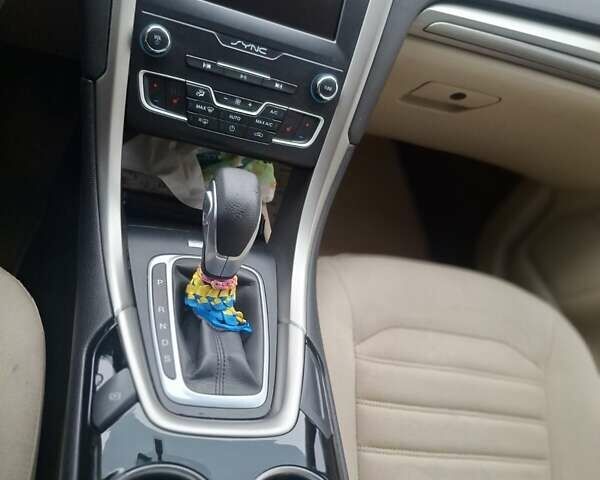 Білий Форд Фьюжен, об'ємом двигуна 1.5 л та пробігом 151 тис. км за 9200 $, фото 18 на Automoto.ua