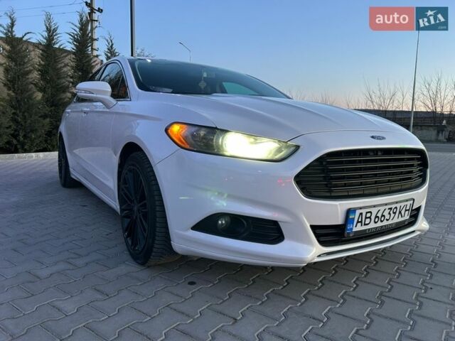 Білий Форд Фьюжен, об'ємом двигуна 1.6 л та пробігом 164 тис. км за 8800 $, фото 10 на Automoto.ua