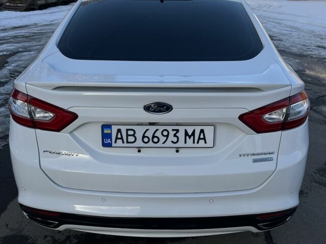 Белый Форд Фьюжн, объемом двигателя 2 л и пробегом 204 тыс. км за 8700 $, фото 13 на Automoto.ua