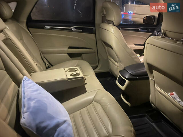 Белый Форд Фьюжн, объемом двигателя 2 л и пробегом 305 тыс. км за 10350 $, фото 8 на Automoto.ua