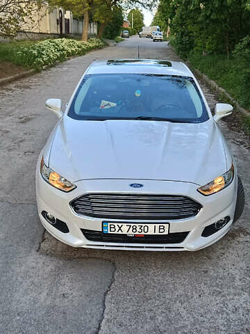 Білий Форд Фьюжен, об'ємом двигуна 2 л та пробігом 231 тис. км за 13500 $, фото 13 на Automoto.ua
