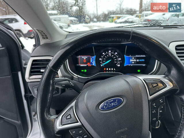 Белый Форд Фьюжн, объемом двигателя 2 л и пробегом 235 тыс. км за 11999 $, фото 8 на Automoto.ua