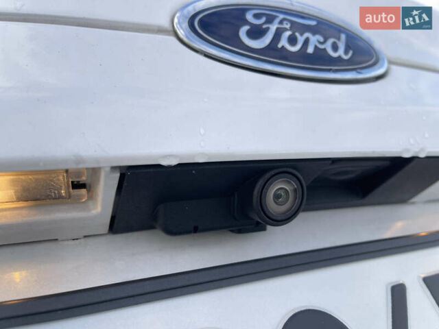 Белый Форд Фьюжн, объемом двигателя 2 л и пробегом 170 тыс. км за 10950 $, фото 10 на Automoto.ua