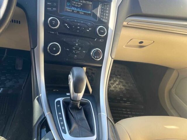 Білий Форд Фьюжен, об'ємом двигуна 2.5 л та пробігом 251 тис. км за 7499 $, фото 16 на Automoto.ua