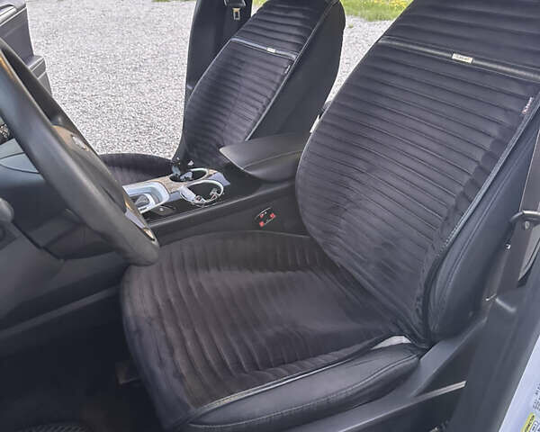 Білий Форд Фьюжен, об'ємом двигуна 2.5 л та пробігом 270 тис. км за 8600 $, фото 29 на Automoto.ua