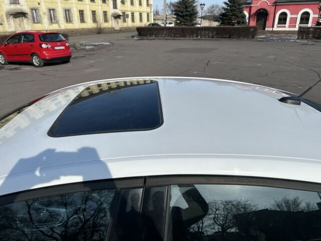 Белый Форд Фьюжн, объемом двигателя 2.5 л и пробегом 101 тыс. км за 10000 $, фото 21 на Automoto.ua