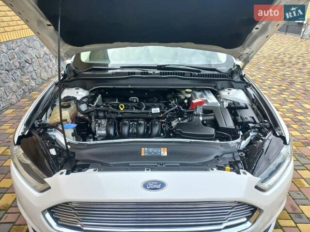 Форд Фьюжн 2014 в Красноград на Automoto.ua Белый Форд Фьюжн, объемом двигателя 2.5 л и пробегом 180 тыс. км за 10500 $, фото 7 на Automoto.ua