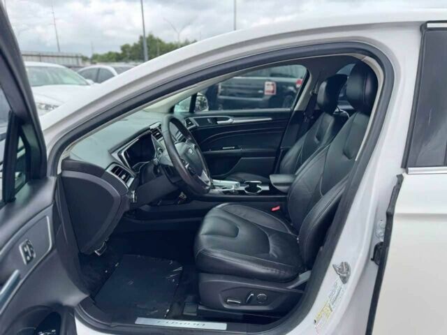 Белый Форд Фьюжн, объемом двигателя 2 л и пробегом 81 тыс. км за 4800 $, фото 9 на Automoto.ua